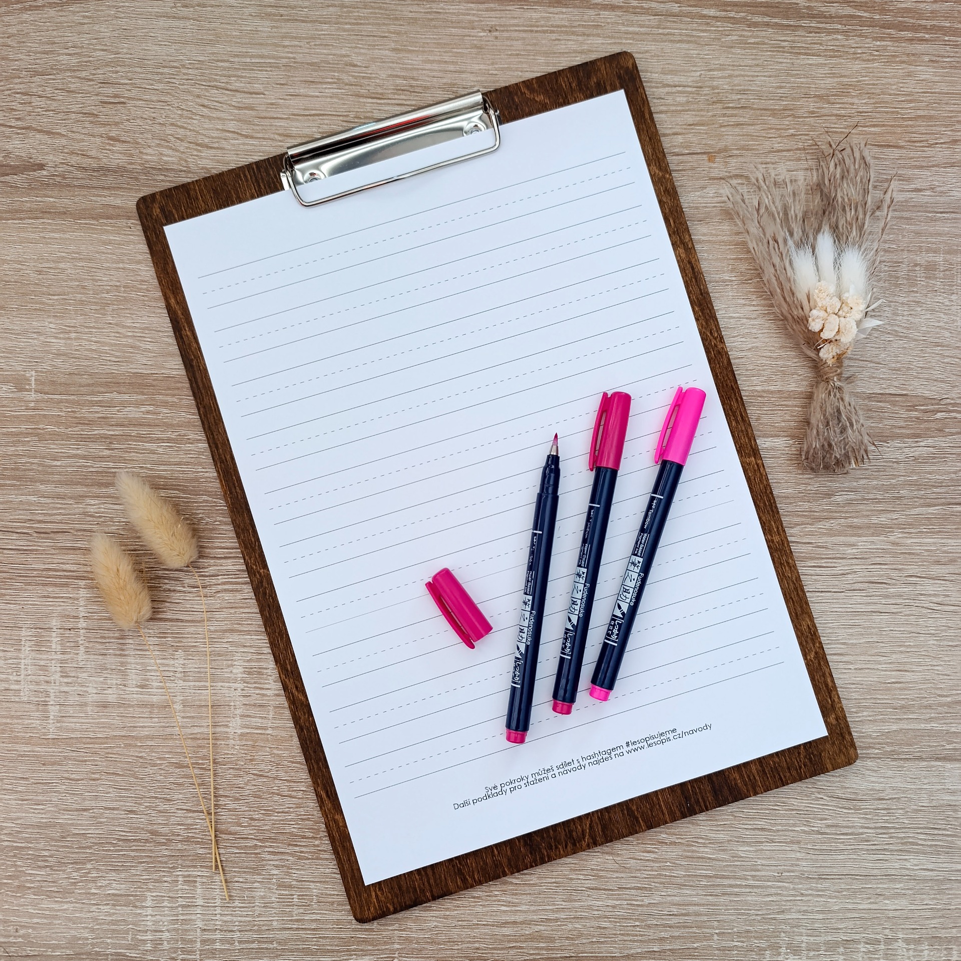 Linkovaný podklad pro kaligrafii